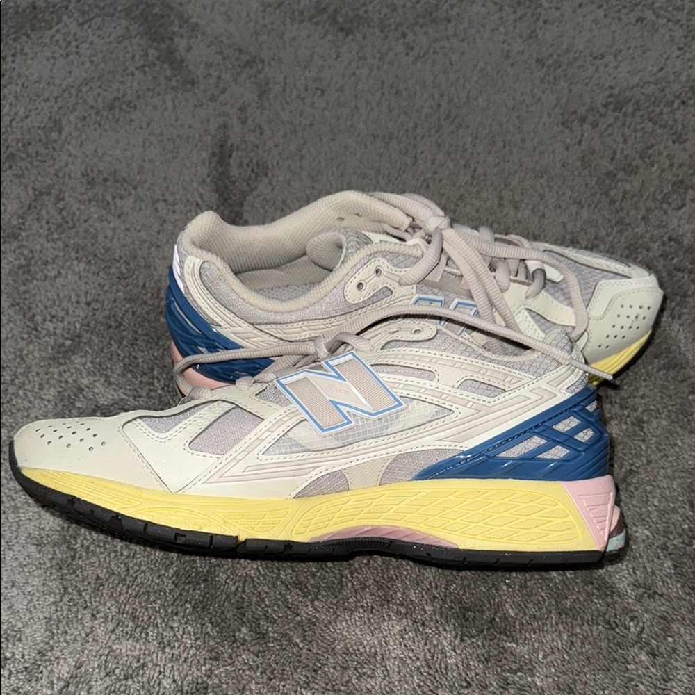 New Balance 1906